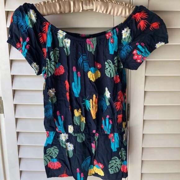 Collectif London Pheasant Blouse🌵 w/tag - Picture 1 of 5